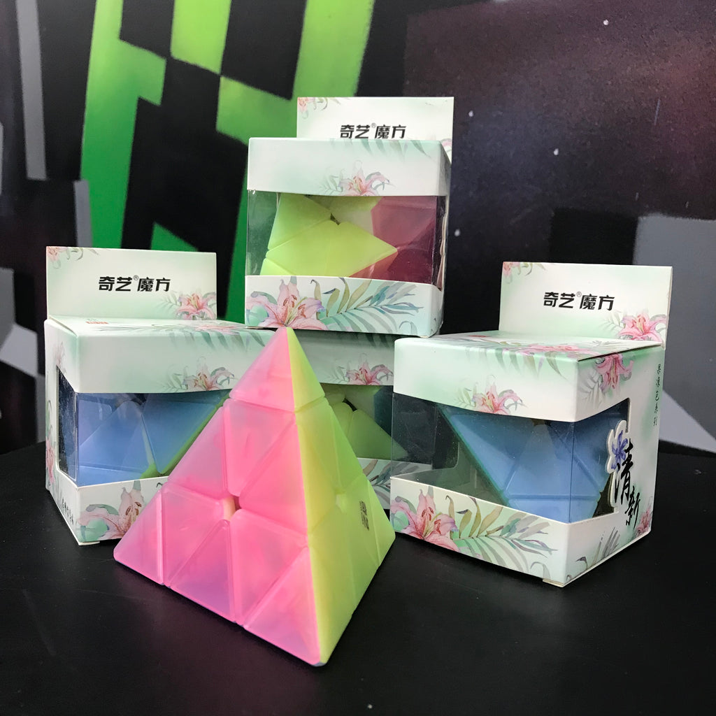 Pyraminx Collection. Cube Pyraminx Cubes - assorted non magnetic – TenForward